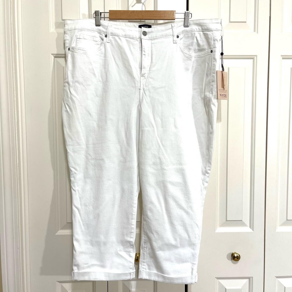 NEW! NYDJ cropped denim pants
